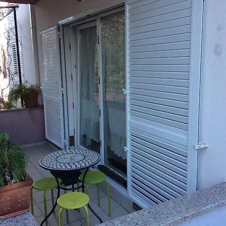 Apartment Pidolina Vranjic